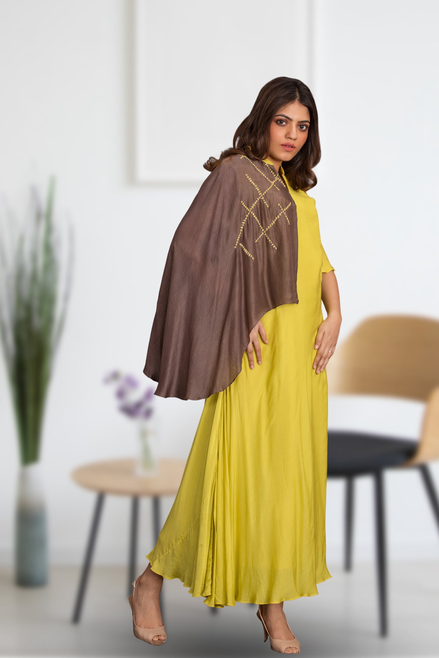 GOWN WITH ONE SIDE CAPE