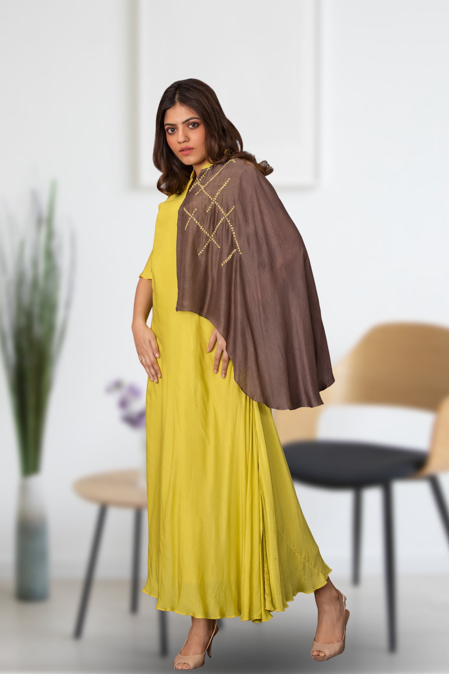 GOWN WITH ONE SIDE CAPE