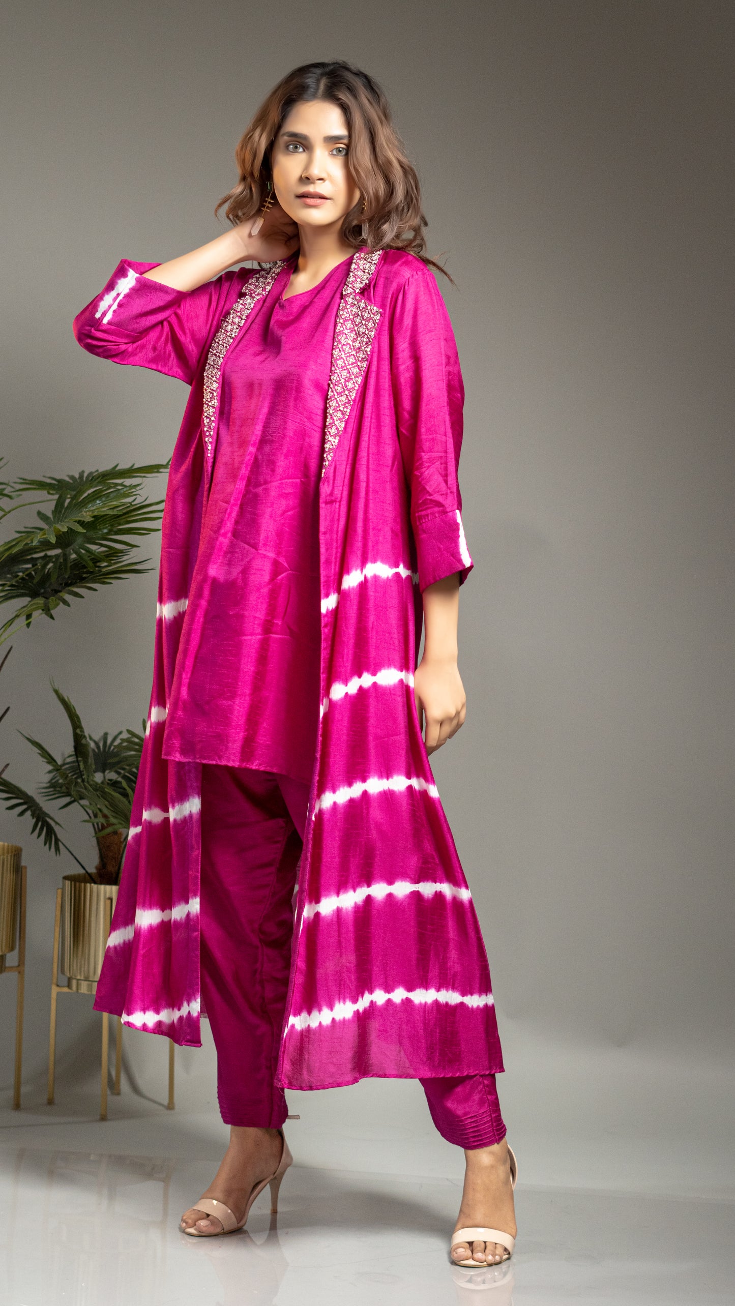 LEHARIYA JACKET WITH SHORT KURTA AND PANTS