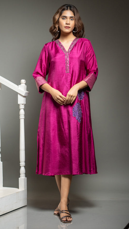 KURTA WITH APPLIQUE