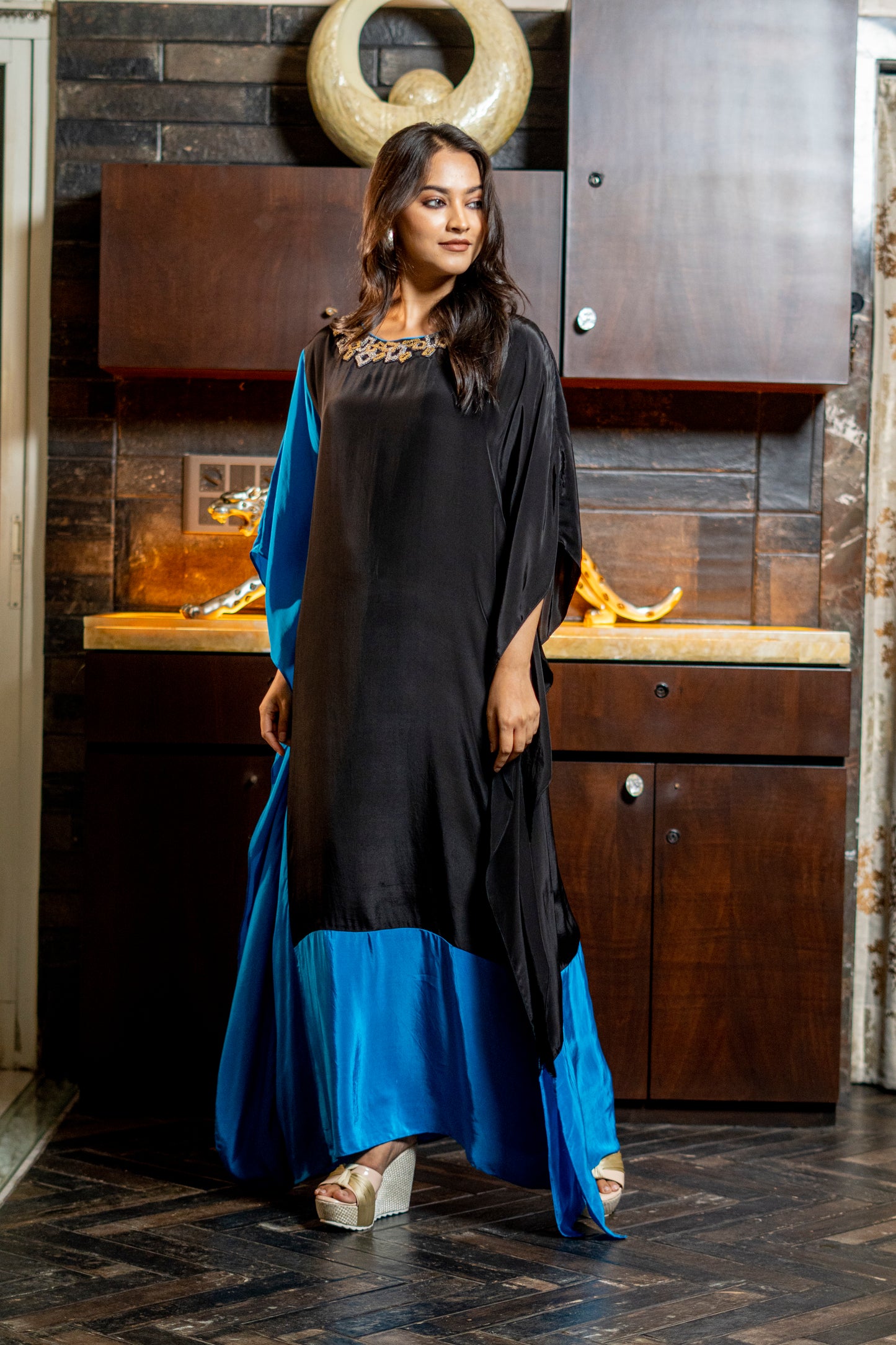 KAFTAN WITH COLOUR BLOCKIN